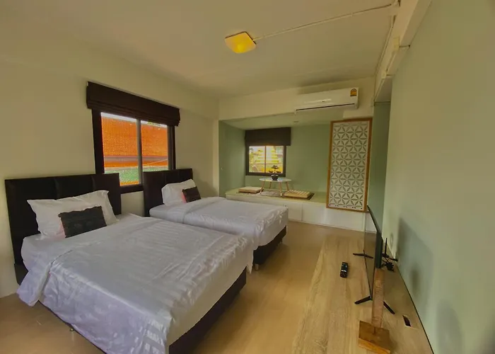 Baan Ploy In (Adults Only) Hostel Chiang Mai