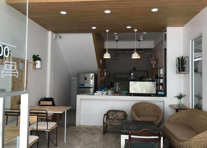 Jindabyne Cafe & Hostel Chiang Mai